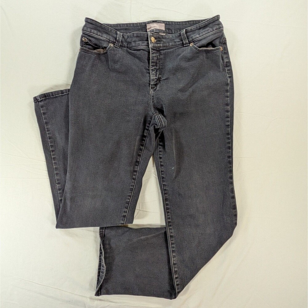 Chico’s Jeans So Black Straight Leg Stretch Chico’s Size 2 Slim Fit Mid Rise
